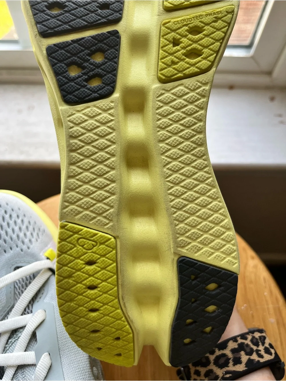 On Running Cloudsurfer 2 Women Running Shoes in Light Gray/Blue and Lime